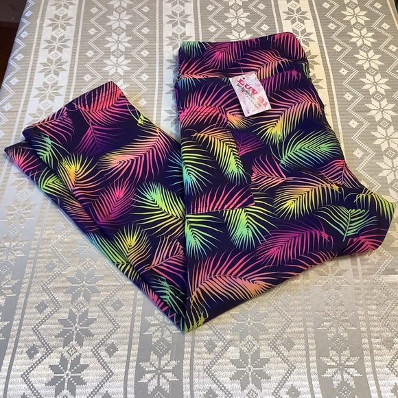 Luv21 Leggings Capris Cropped Women’s Size 2-10 Pockets Neon Yoga Waistband - Picture 3 of 7